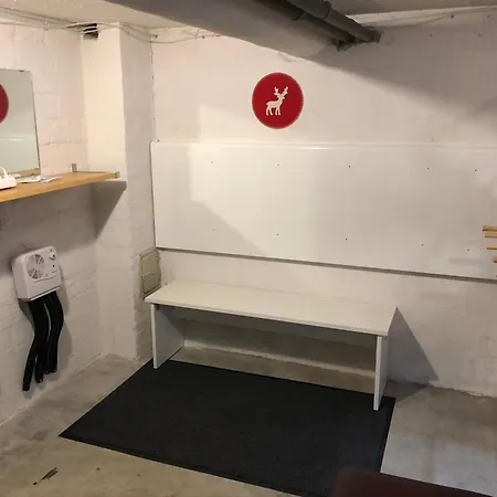 Harzhoernchen Und Harzkind, 2 In Einem Haus